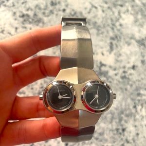 Android alien watch, black dials